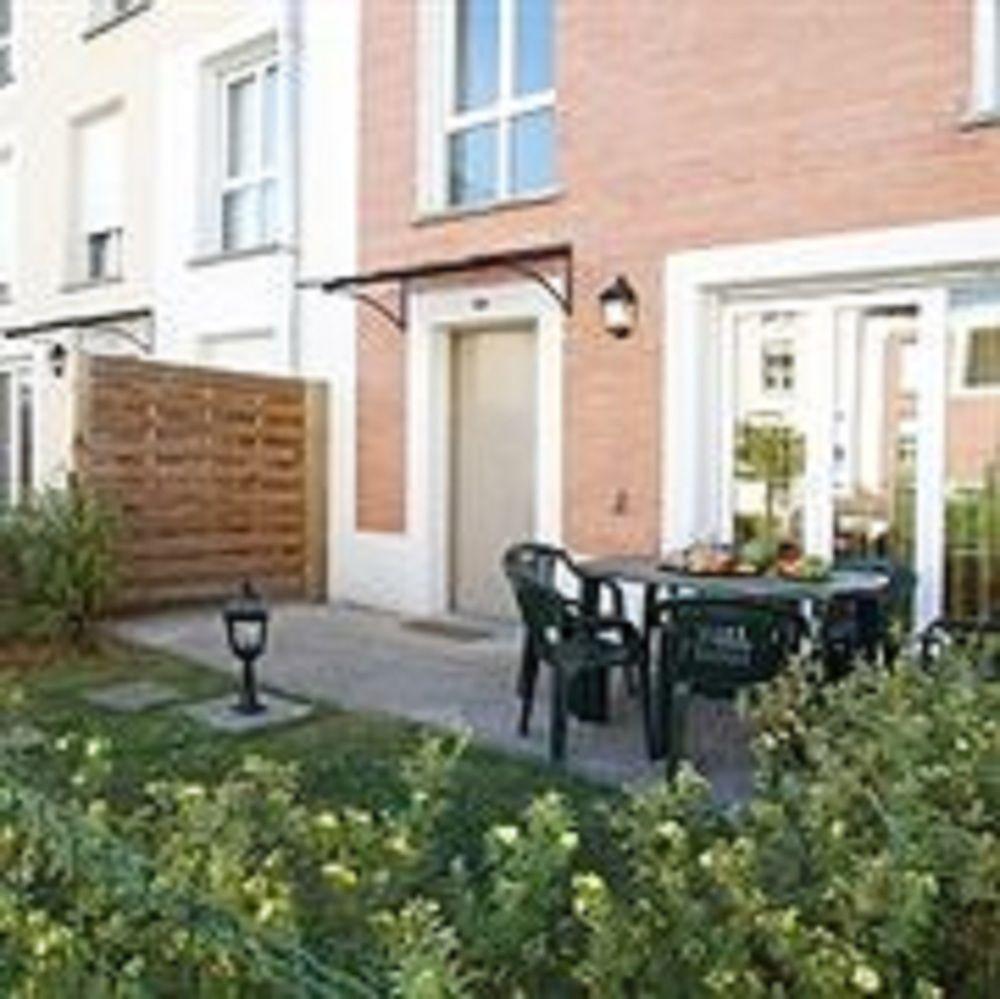 City Residence Marne-La-Vallee-Bry-Sur-Marne Нуази-ле-Гран Екстериор снимка