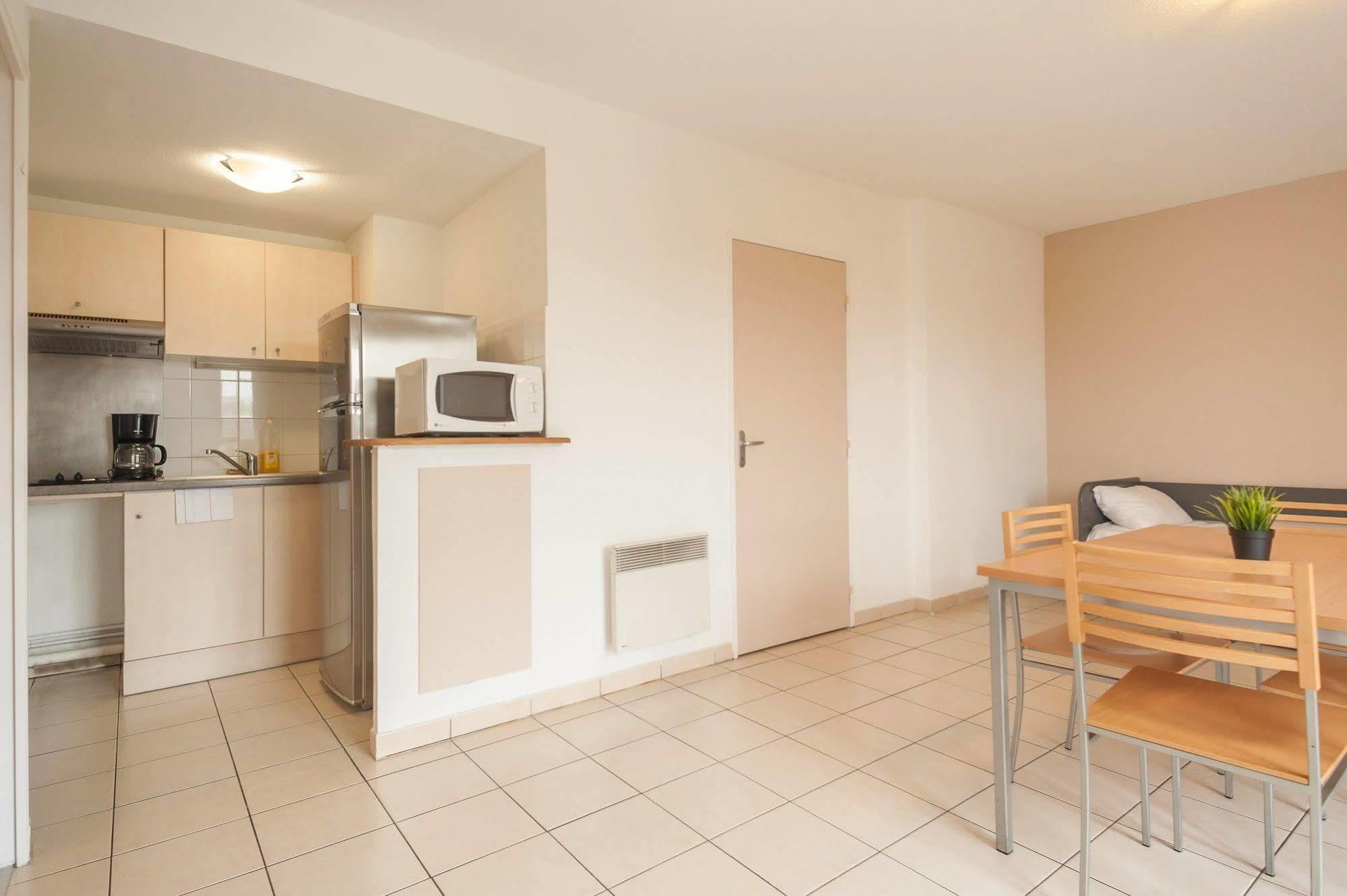 City Residence Marne-La-Vallee-Bry-Sur-Marne Нуази-ле-Гран Екстериор снимка
