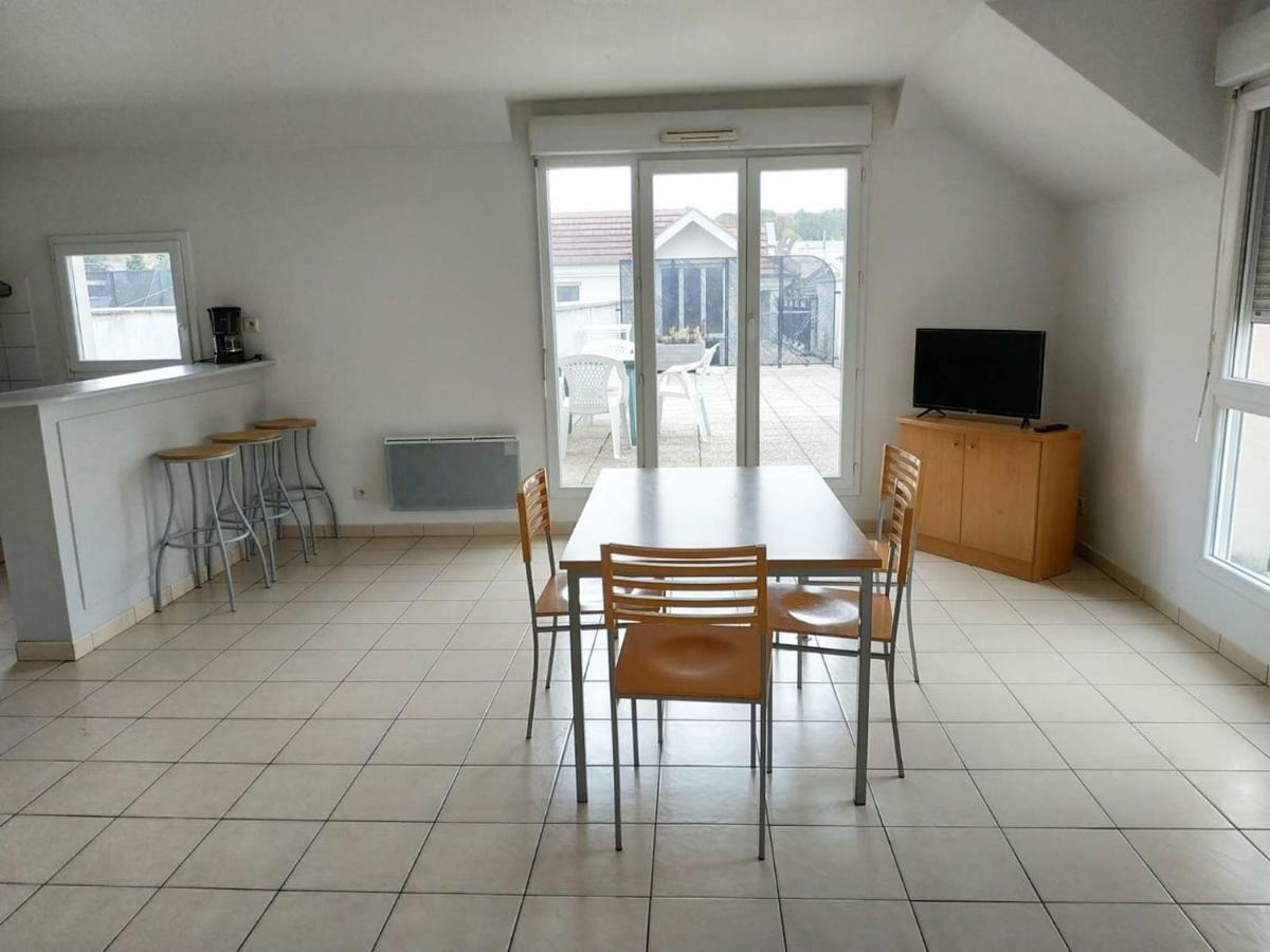 City Residence Marne-La-Vallee-Bry-Sur-Marne Нуази-ле-Гран Екстериор снимка